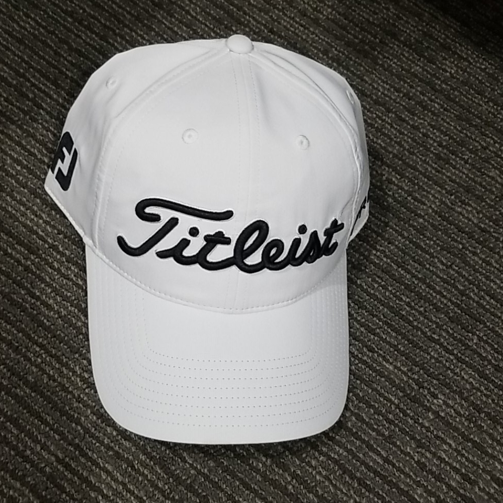 🏌️‍♀️NWT🏌️‍♂️Titleist Pro V1 Golfers Hat